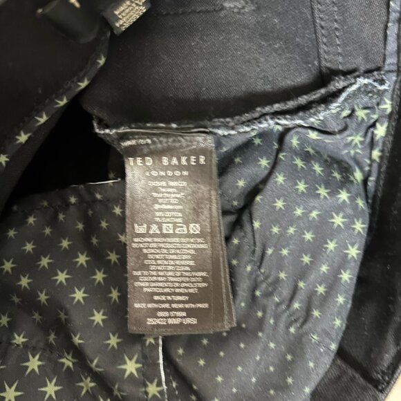 Ted Baker "Ursi" Black Straight Leg Jeans, Size 25, Five Pockets - Picture 5 of 5